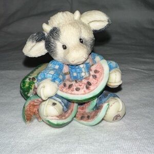 Mary’s Moo Moos “Udderly Refreshing” Cow Collectible Figurine
